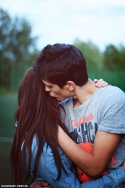 -Я буду целовать тебя за каждый мат.