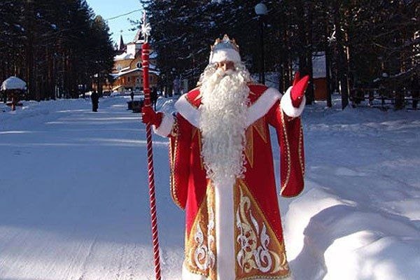 Я очень хочу, чтобы дед Мороз приходил не только в Новогоднюю ночь с подарками, но и 1 января с минералкой
