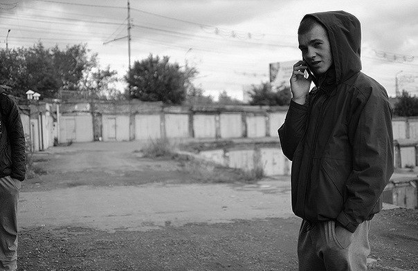Если я улыбаюсь - это не значит, что все хорошо, возможно это значит, что я не хочу чтобы вы знали, что творится у меня внутри